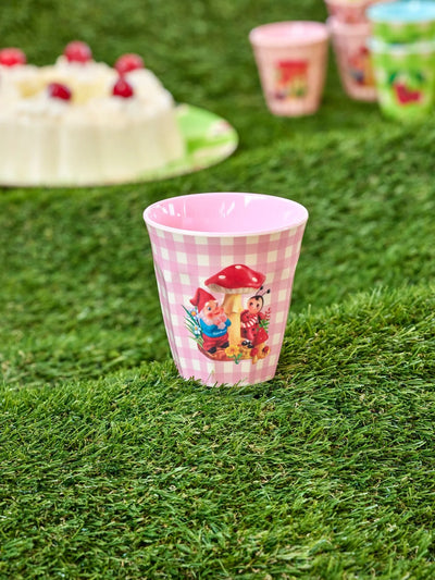 Mittelgroße Becher - Pink - Love Therapy Gnome Print