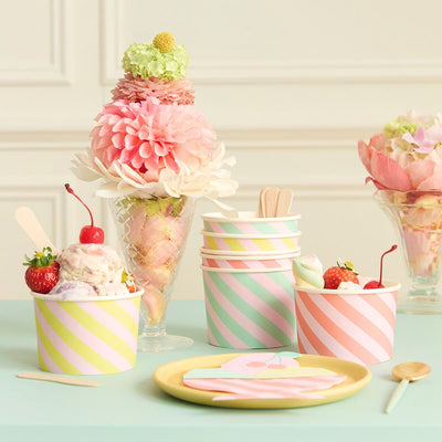 Ice Cream Cups & Spoons (x 12)