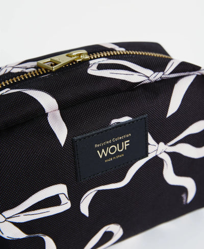 Carlota Large Toiletry Bag