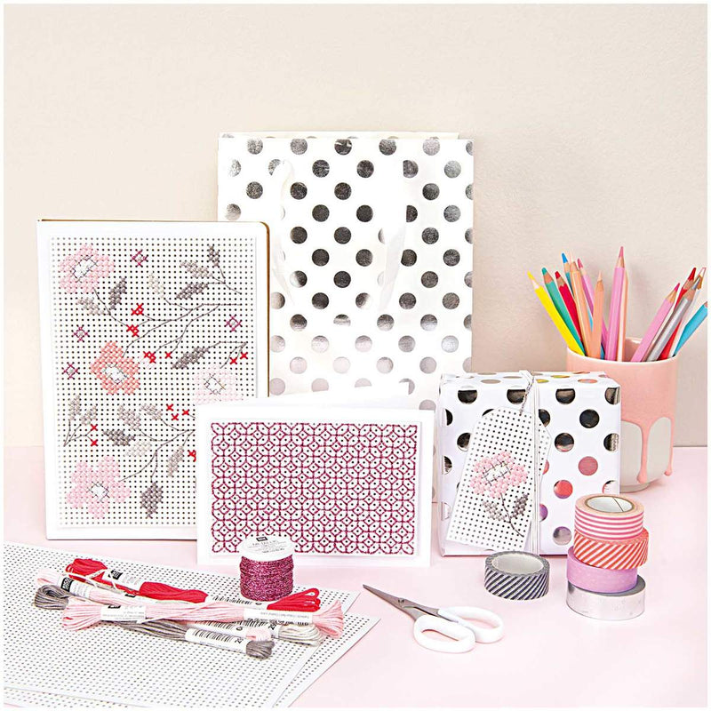 Paper Poetry Geschenktüte weiß Punkte silber 26x32x12cm | Boutique Ballooons