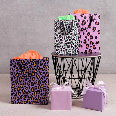 Paper Poetry Geschenktüte Acid Leo rosa-grün 18x26x12cm | Boutique Ballooons