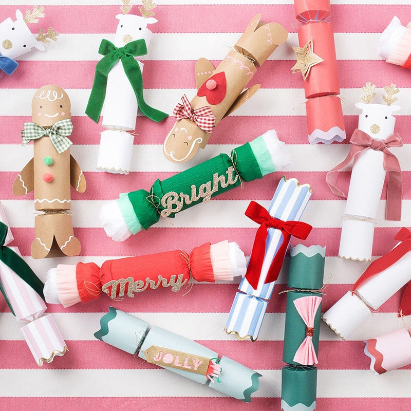 Merry & Bright Christmas Crepe No-Snap Crackers (x 6)