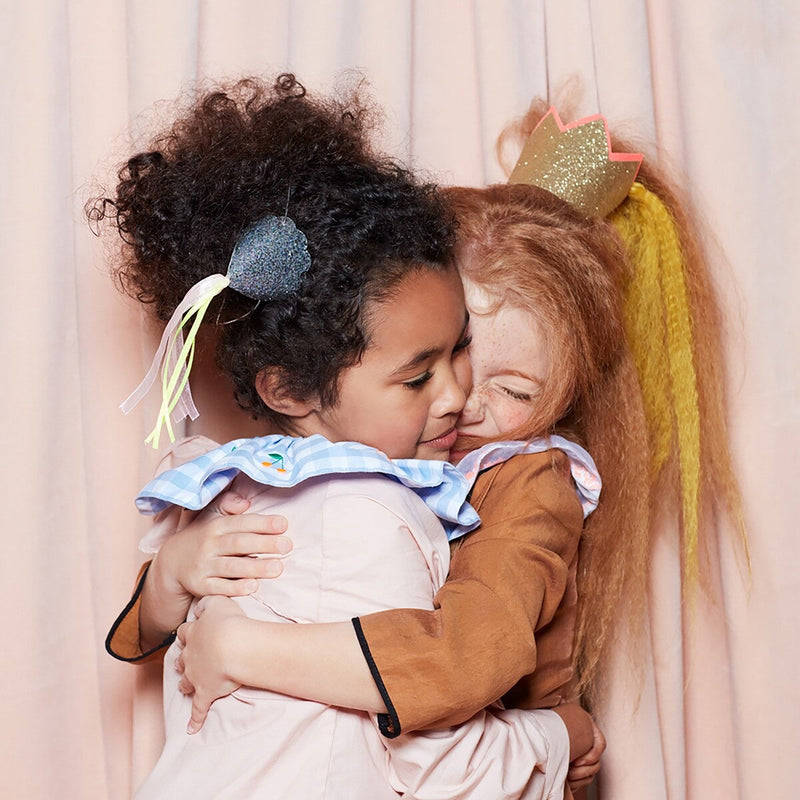 Mini Gold Glitter Crowns (x 8)